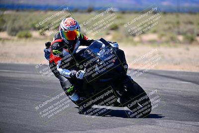 media/Mar-25-2024-Moto Forza (Mon) [[8d4319bd68]]/4-Novice Group/Session 3 (Turn 16 Inside)/